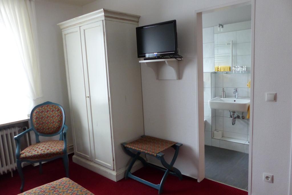 Hotel Waffenschmiede Kiel Phòng bức ảnh